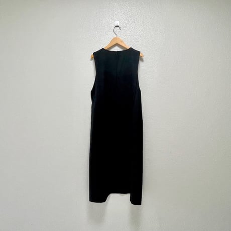 2024AW / 人気完売品 utilite  サキソニー ストレッチ ジャンパー スカート ブラック