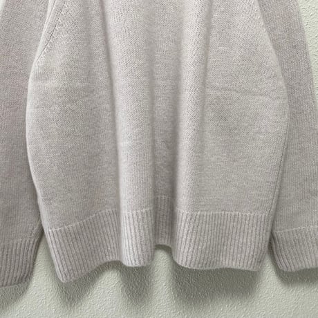 北欧、暮らしの道具店 KURASHI＆Trips ふんわり素材のヘンリーネックニット