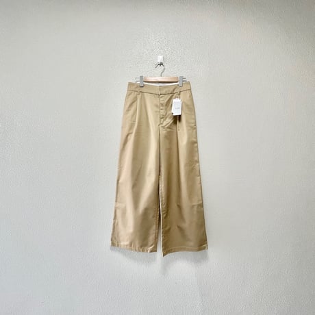 2025 /  タグ付き未使用品 SLOBE IENA チノタックワイドパンツ