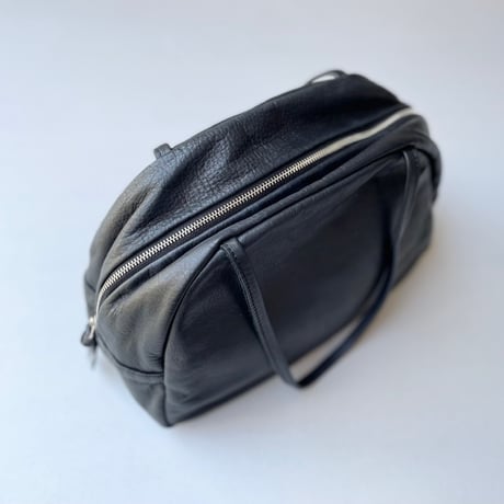 販売継続品 / deux C レザーボストンバッグＬ