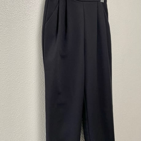 販売継続品 / anana テーパードパンツ ブラック