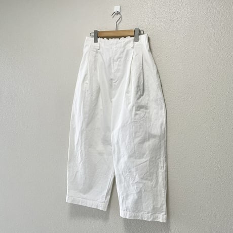 2023SS / nest Robe コットンチノ近江晒 タックパンツ