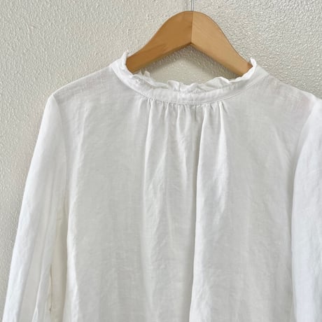 nest Robe リネンスタンドフリルブラウス