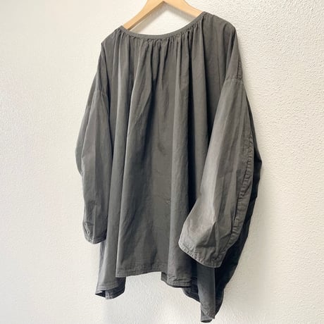 2024AW / Veritecoeur ギャザープルオーバー