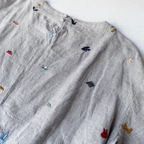 l'atelier du savon 小さいおりがみ刺繡ブラウス