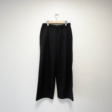 販売継続品 / タグ付き未使用品 / MidiUmi color easy pants