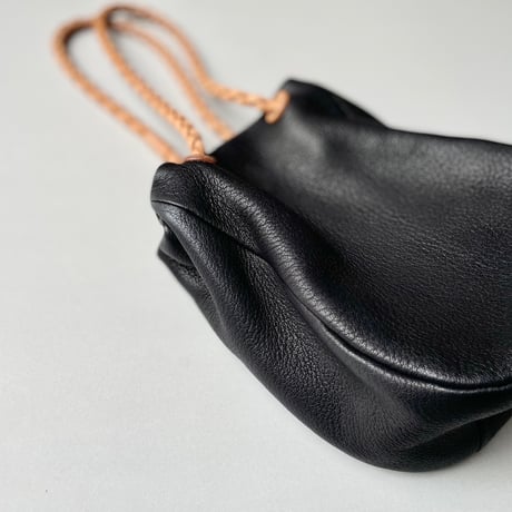 販売継続品 / nuitomeru 山羊革 巾着トートバッグ