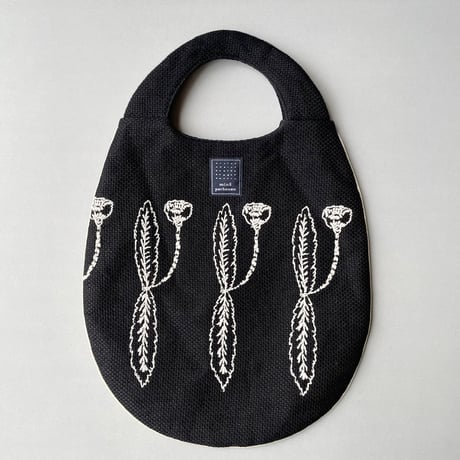 2023SS / 人気完売品 / minaperhonen egg bag -developpe-