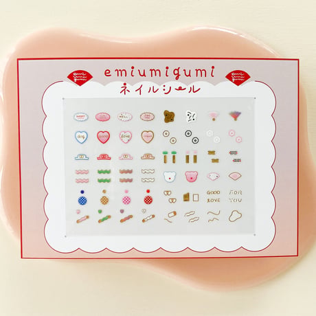 emiumigumi ネイルシール