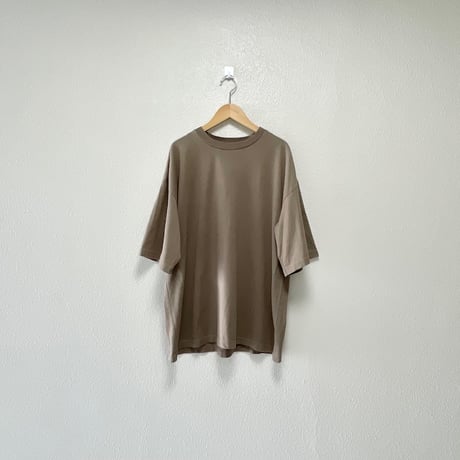 MUYA Straight T-shirts カーキ size2