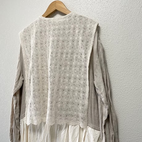 人気完売品 /未使用品 / タグ付き Veritecoeur ベスト付きワンピース