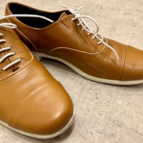 CHAUSSER  TRAVEL SHOES  STRAIGHT TIP SHOES