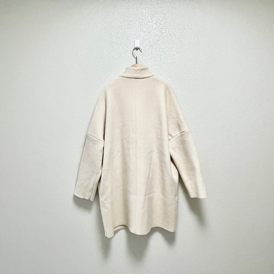 691587b18ab3cbbb7595dec8