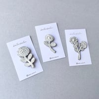katankoton bonheur ブローチ
