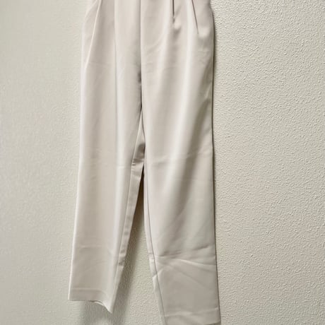 販売継続品 / anana テーパードパンツ グレージュ