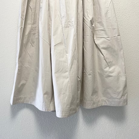 販売継続品 / タグ付き未使用品 / MARMARMAR タックボリュームスカート