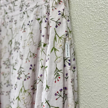 Nest Robe  UpcycleLino Flowers  テールフレアスカート