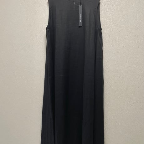 2025SS / タグ付き未使用品 / 販売継続品 / mizuiro ind  リネンノースリーブワンピース