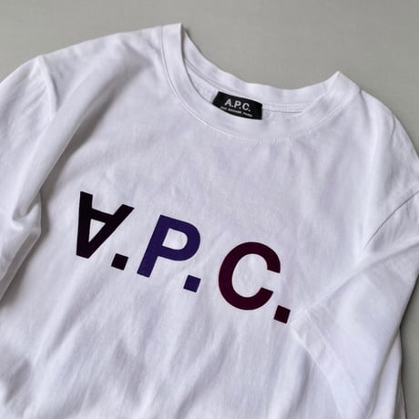 人気完売品 / A.P.C. V.P.C. マルチカラーTシャツ