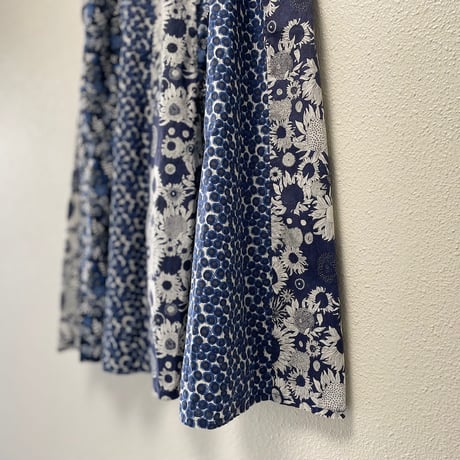 販売継続品 / 2024 / FABRIC'S LIBERTY Prints スカート