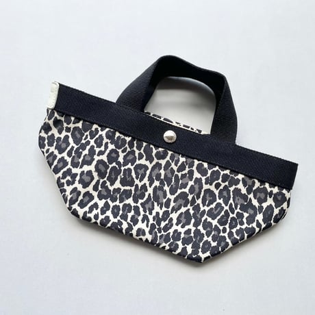 未使用品 / 限定カラー / Herve Chapelier  701FB パンサーブラン×ノワール×ブラン 舟型トートS