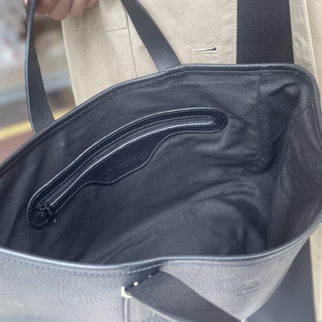 CIVA ヌメ革トートバッグ
