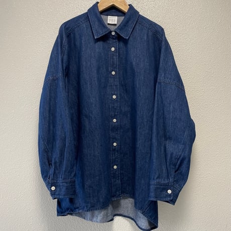 2024AW / 人気完売品 雑誌LEEオリジナルブランド 12closet × エディター伊藤真知さん コラボ コクーンデニムシャツ