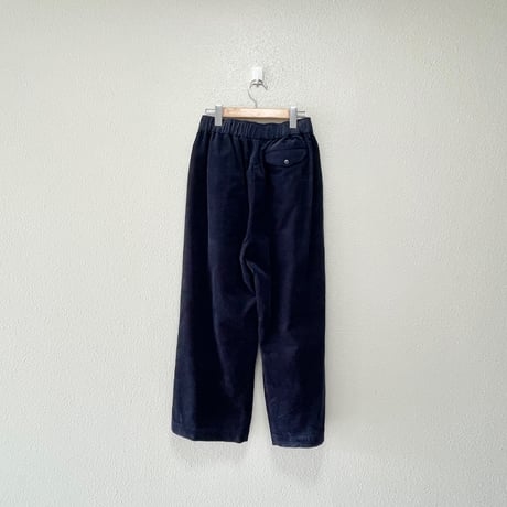 オローネ コーデュロイパンツ