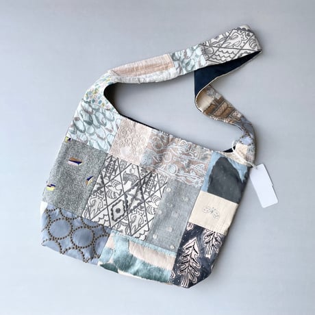 タグ付き未使用品 / 人気完売品 / mina perhonen piece, shoulder bag  -light mix-