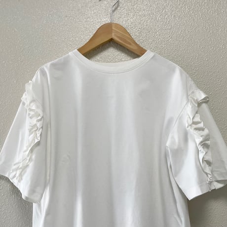 anana 袖フリルTシャツ