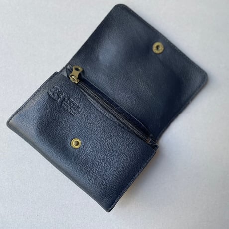 販売継続品 / IL BISONTE 二つ折り財布