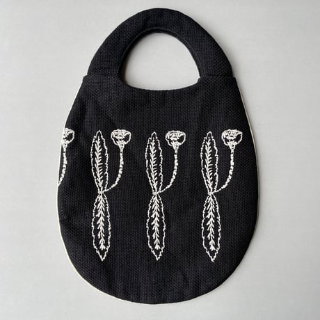 2023SS / 人気完売品 / minaperhonen egg bag -developpe-