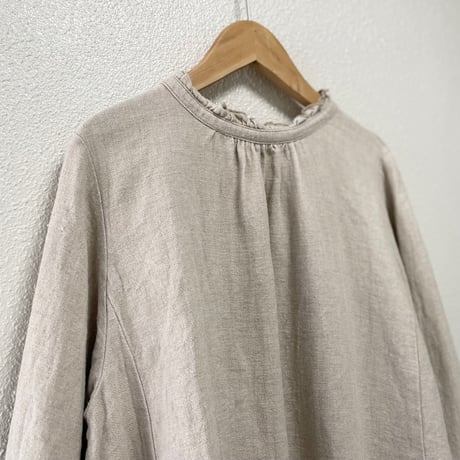 nest Robe リネンスタンドフリルブラウス