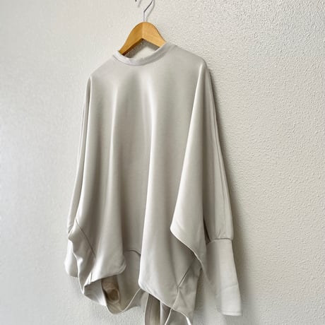 人気完売品 / mizuiro ind スタンドカラーコクーンプルオーバー