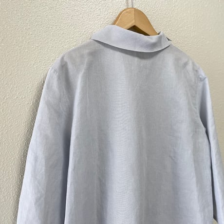minaperhonen ショルダーボタンロールネックブラウス