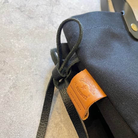 IL BISONTE キャンバストートバッグ