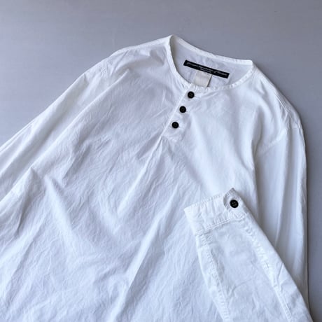 GARMENT REPRODUCTION OF WORKERS HENRY NECK SHIRT