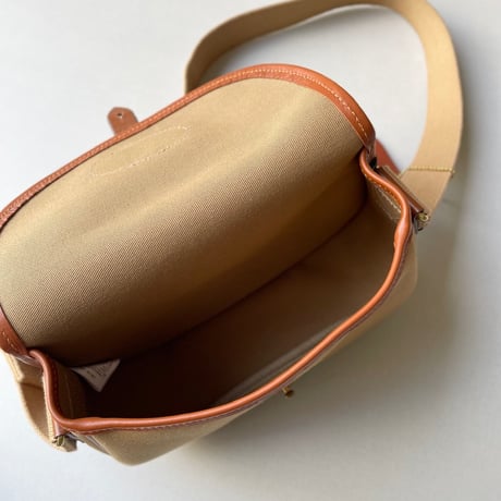 販売継続品 / タグ付き未使用品 / Brady COLNE ショルダーバッグ