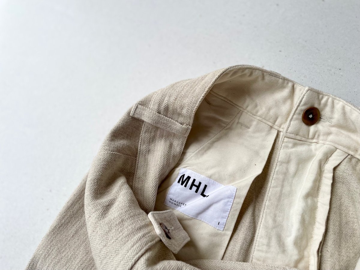 MHL. コットンリネンヘリンボーンパンツ | Lisululu online
