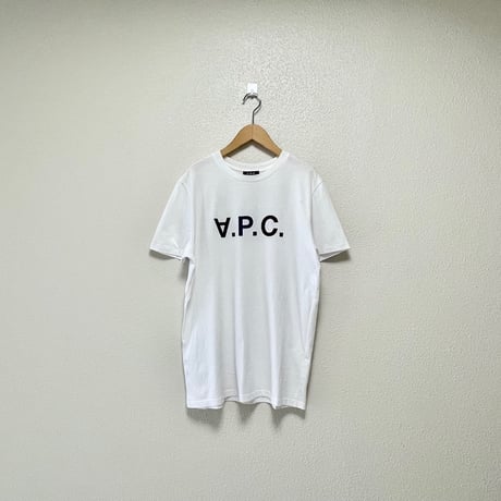 人気完売品 / A.P.C. V.P.C. マルチカラーTシャツ