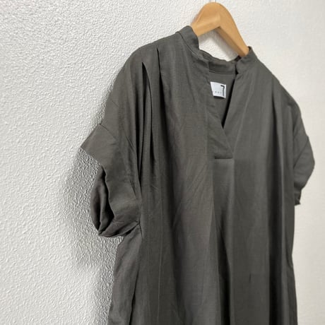 soeur7 フレンチスリーブリネンブレンドワンピース
