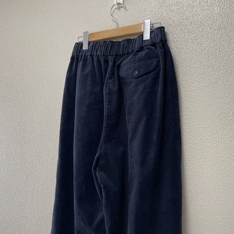 オローネ コーデュロイパンツ
