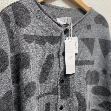 2024 grin / 店舗限定人気完売品 / 未使用品 / breadプリントカーディガン