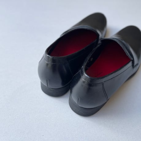 未使用品 / 販売継続品 / TRAVEL SHOES by chausser ガラスレザー ローファー