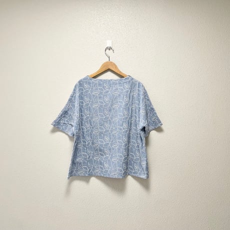 grin シャンブレーリーフ刺繍カットソー