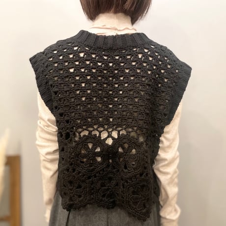 MIDIUMISOLID モチーフかぎ針編みベスト
