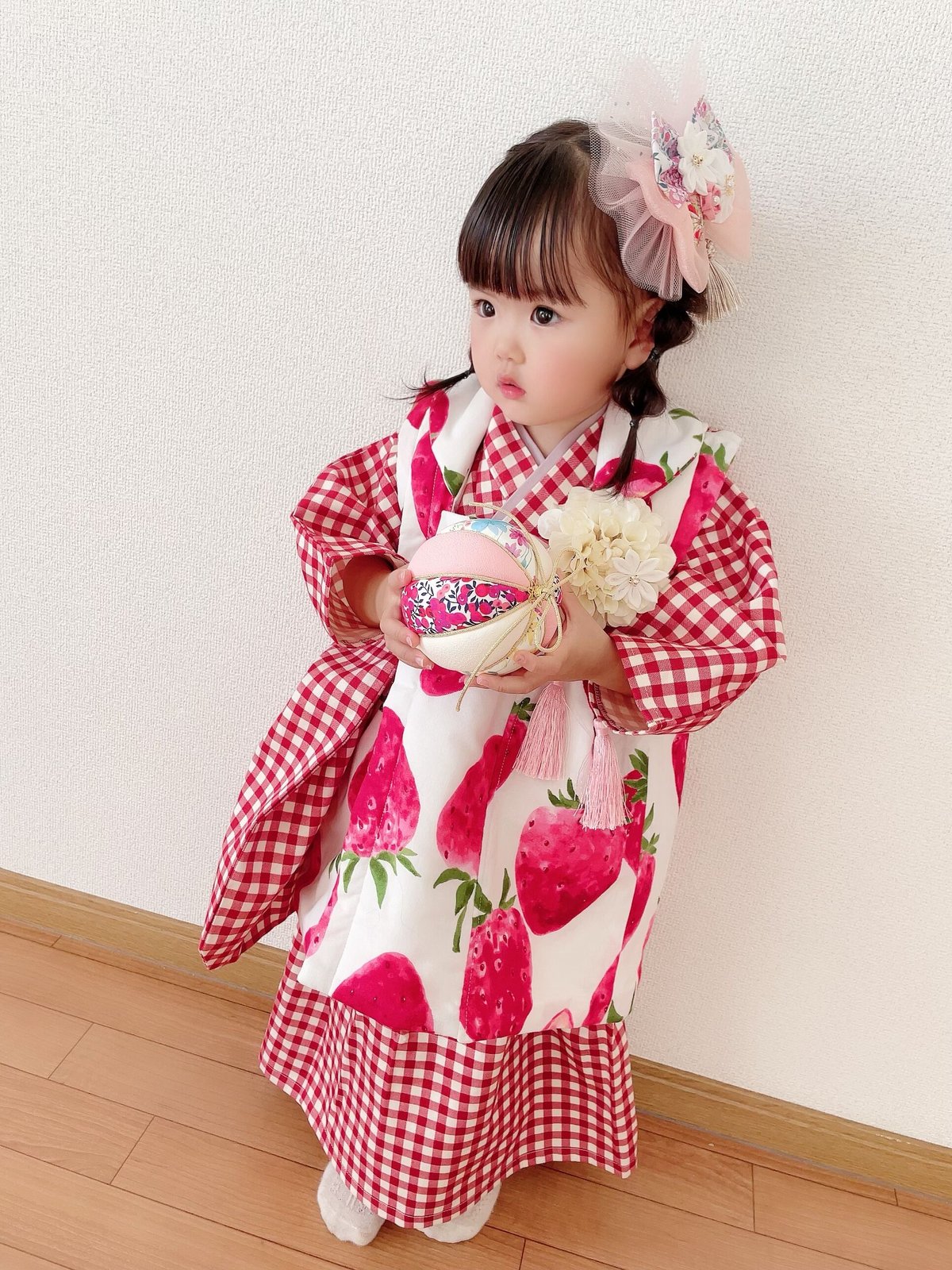 3MKO239  子供 振袖 着物 七五三 花柄 扇柄 3MKO239 子供 振袖 着物 七五三 花柄 扇柄