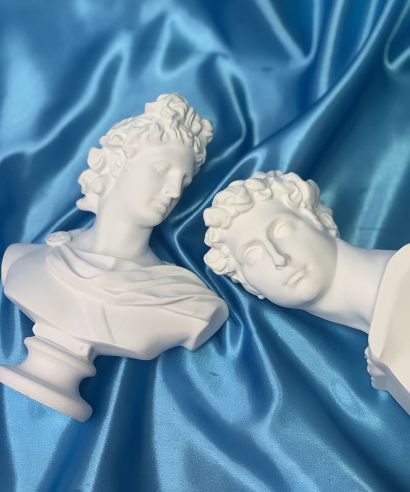 ホワイトアフロディーテ彫刻花瓶 | daisy select