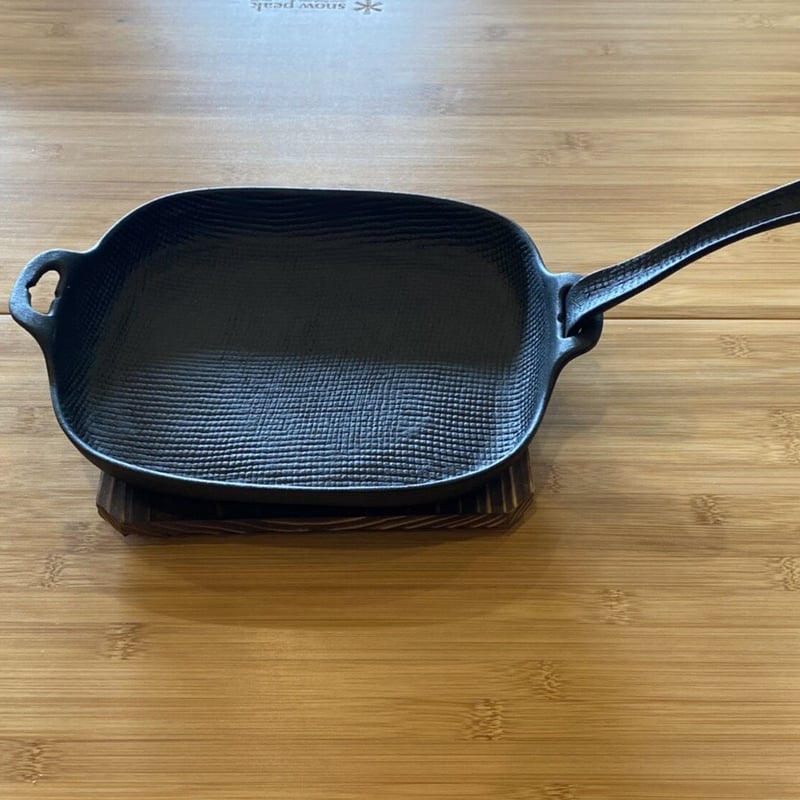 南部鉄器 焼き焼きグリルどっしり深型 | マウントフジキャンプリゾート