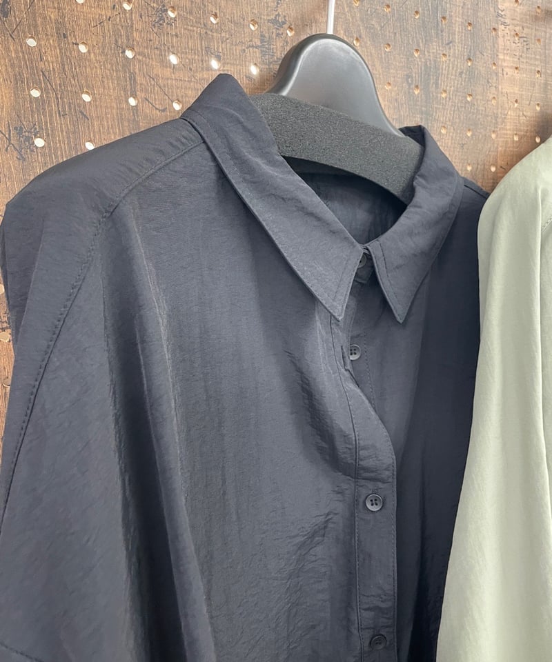 Pauline Bleu ポリーヌブロー シャイニーシアーブラウスブラウス